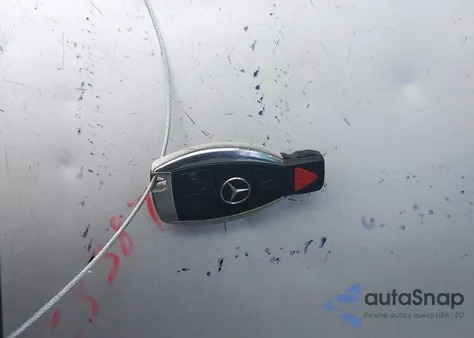 2010 Mercedes-Benz C 300 Luxury/Sport from USA, damaged, VIN WDDGF5EB2AA390184